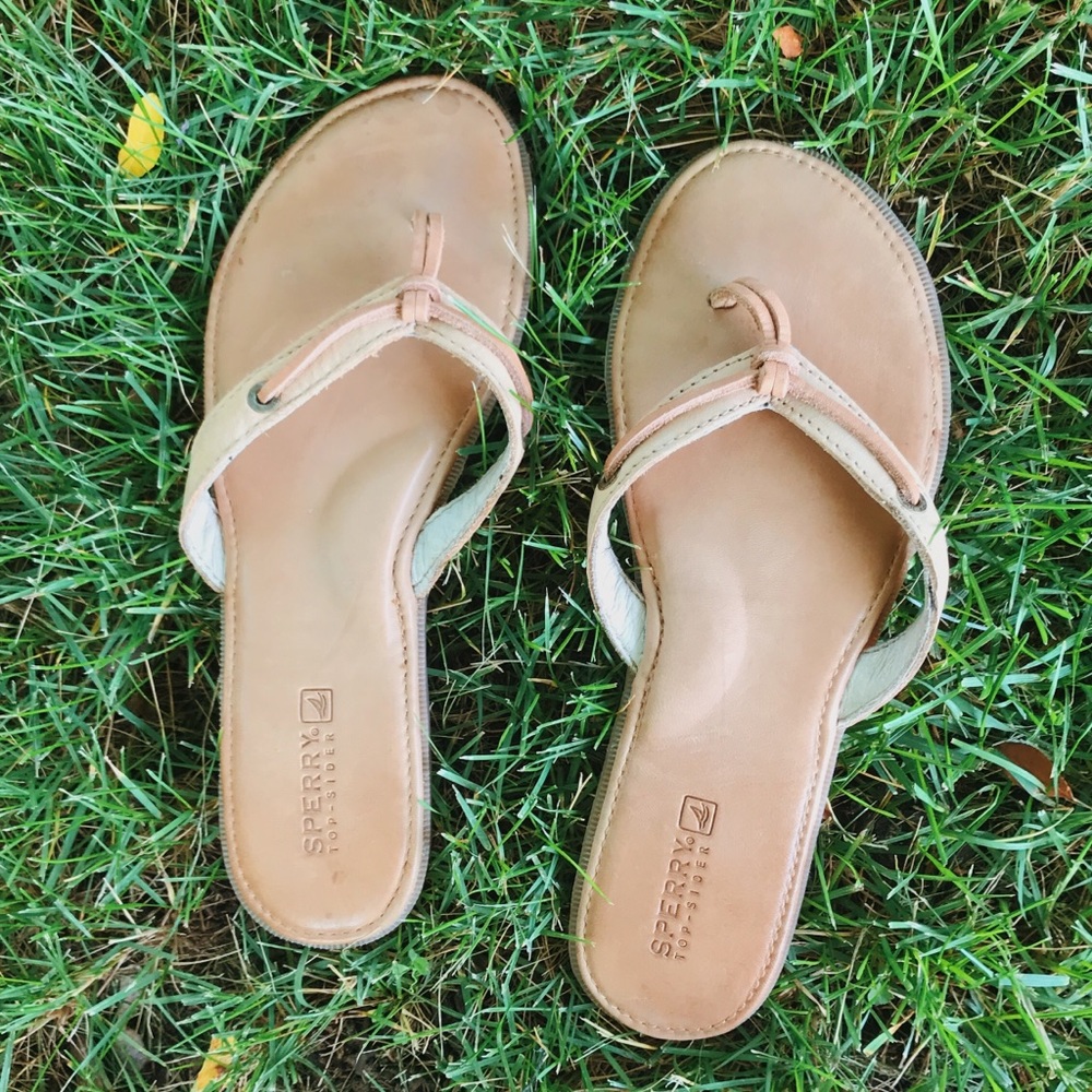 Sperry Flip Flops size 7 / 7.5